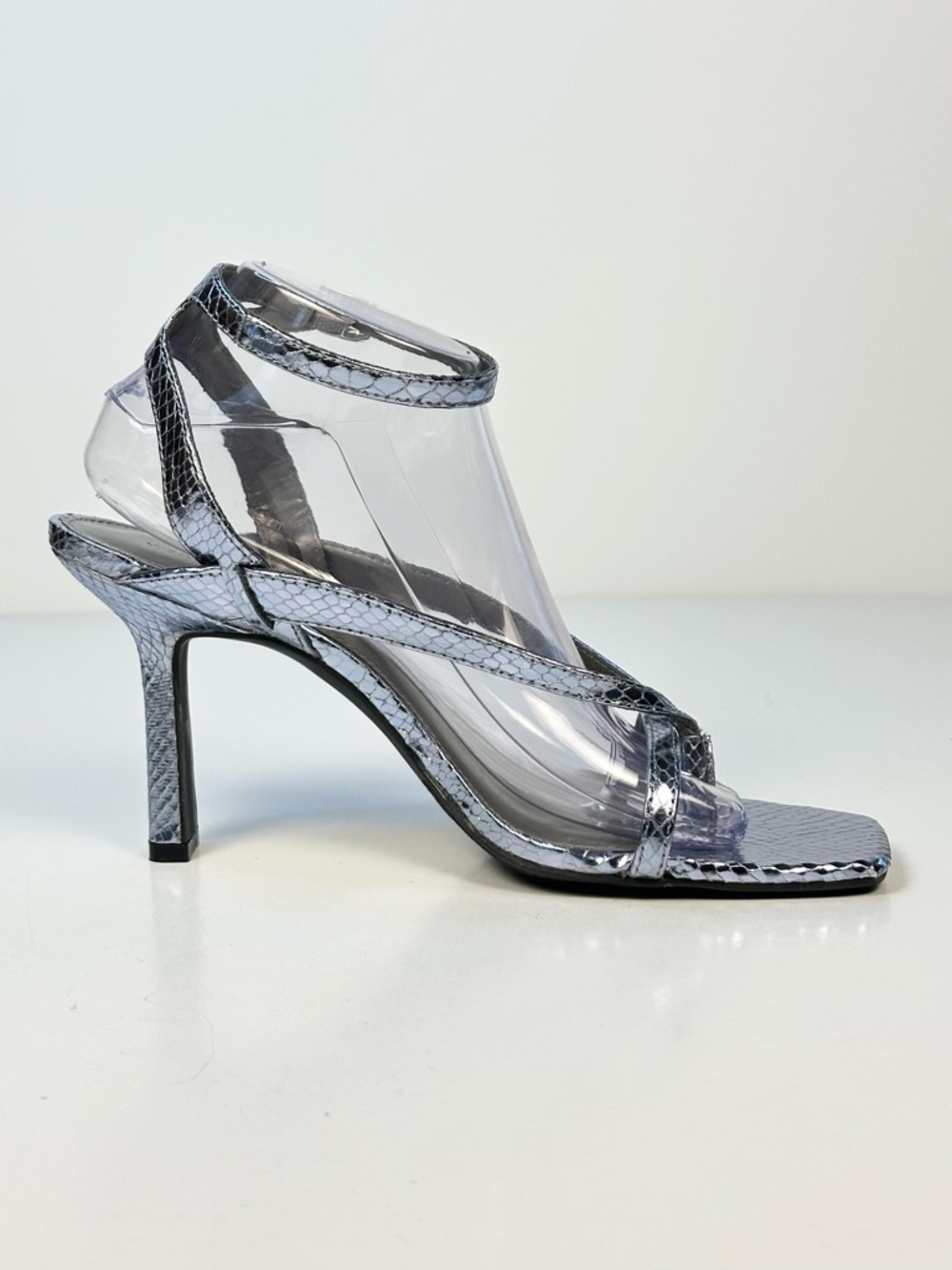 Wothington Tulipa Thong Silver Tone Stiletto Sandals 9.5 - Picture 8 of 12